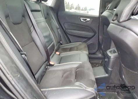 2019 Volvo Xc60 T8 R-Design z USA, uszkodzony, nr VIN LYVBR0DM6KB214086